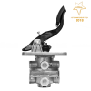 Кран тормозной ГТК "БелАК" нового образца с педалью в сборе (ан.5320-3514108)